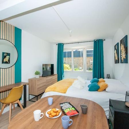 Appartement Proche Gare Routiere Fougères Extérieur photo